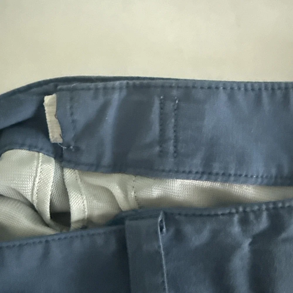 Huk Shorts Mens Size XL Extra Large Blue Chino Performance Outdoor Fishing